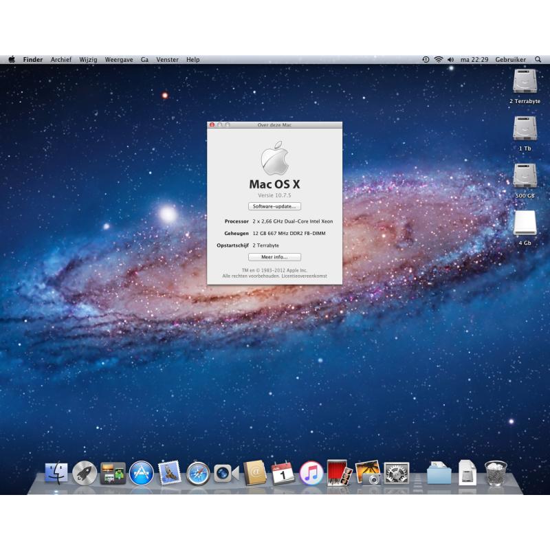 Te Koop een Mac Pro 1.1 met 2 maal 2,66 GHz 4 Cores Intel Xeon met Serienummer CK746OUKOGN inclusief een Apple Wit of een Alluminium Toetsenbord en een Apple Mighty Usb M.