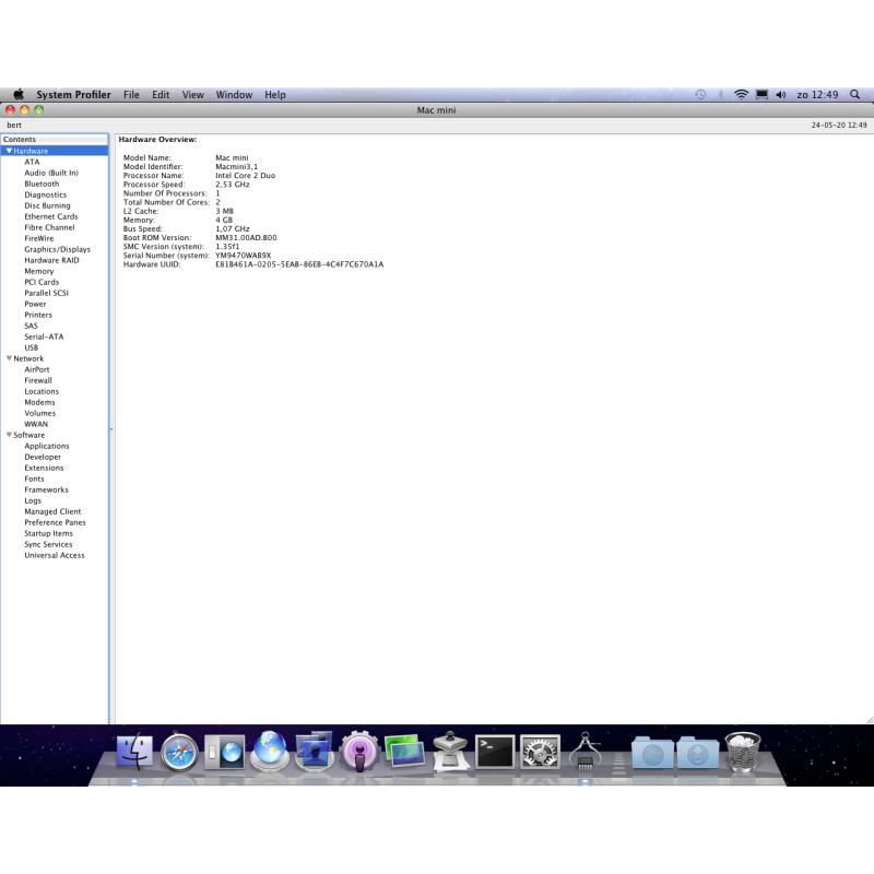 Te Koop een Mac Mini Snow Leopard Server met Serienummer YM9470WAB9X met 2,53 Ghz en de Stroomadapter.