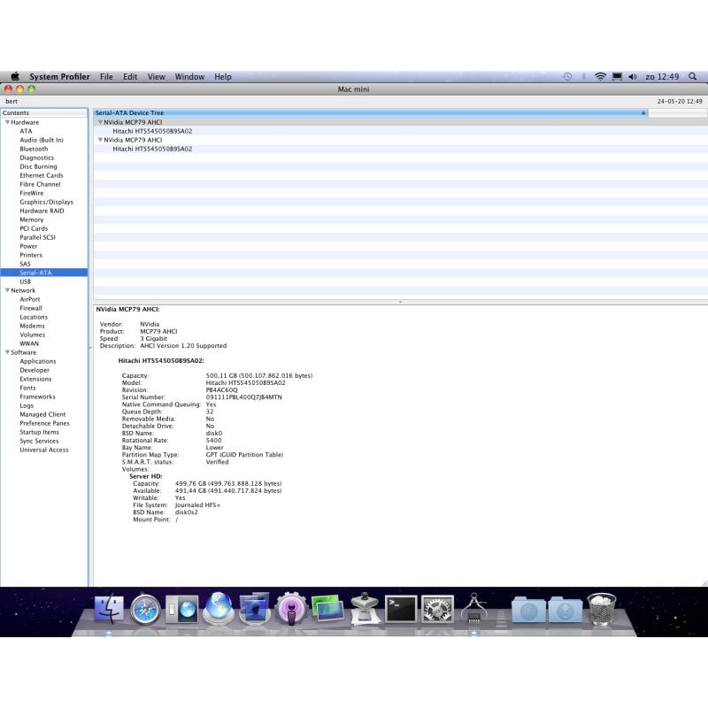 Te Koop een Mac Mini Snow Leopard Server met Serienummer YM9470WAB9X met 2,53 Ghz en de Stroomadapter.