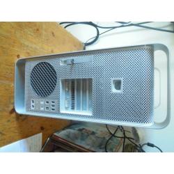 Te Koop een Mac Pro 2.1 met 2 maal 2,66 GHz 4 Cores Intel Xeon met Serienummer CK7301CDY3P .