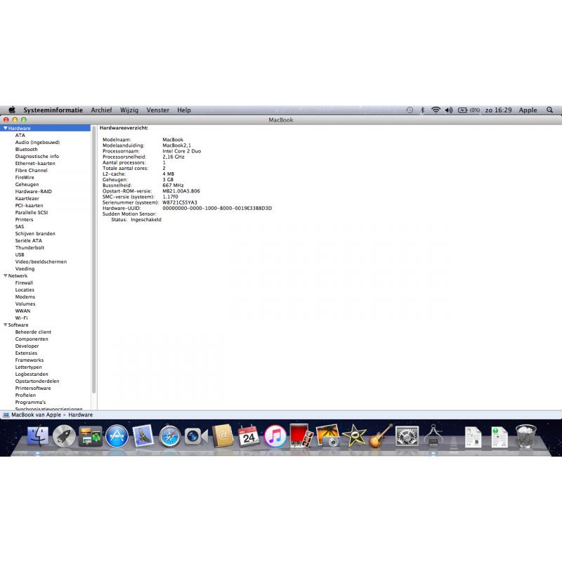 Te Koop 13 Inch Witte Macbook 2.1 met 2,16 Ghz met Serienummer W8721CSSYA3 met draadloos internet en een Stroomadapter en een Nieuwe Accu.