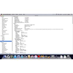 Te Koop Witte Macbook W8721CSSYA3 en de Stroomadapter.