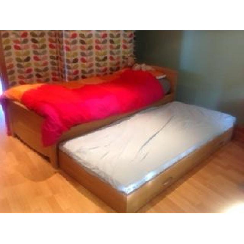 Complete slaapkamer met extra bed én 2 matrassen