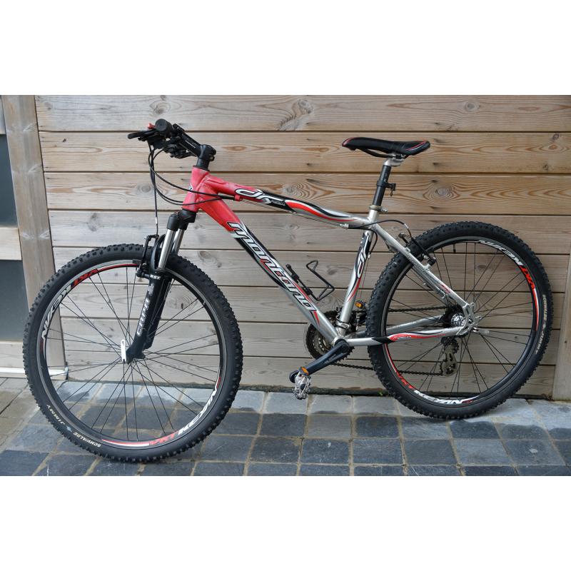 Mountainbike Montana met Alu kader & verende voorvork