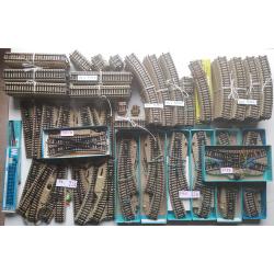 MÄRKLIN groot lot metalen SPOREN en WISSELS