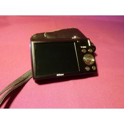 Nikon Coolpix S3000 12MP
