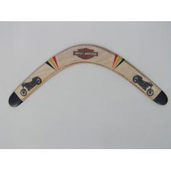 Exclusieve handgemaakte boomerangs in je teamkleuren.