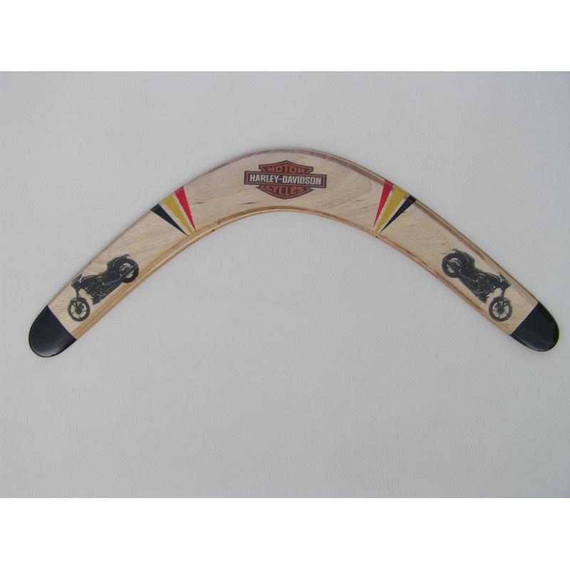 Exclusieve handgemaakte boomerangs in je teamkleuren.