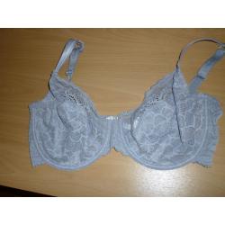 Beugel beha met kanten cups Chantelle 80f/95f