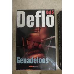 12 oa Roman Boeken ( zie lijstje onderaan ), ook Thrillers