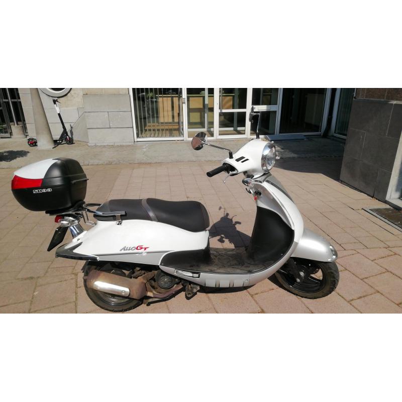 Scooter Sym Allo GT 50cc inclusief helm