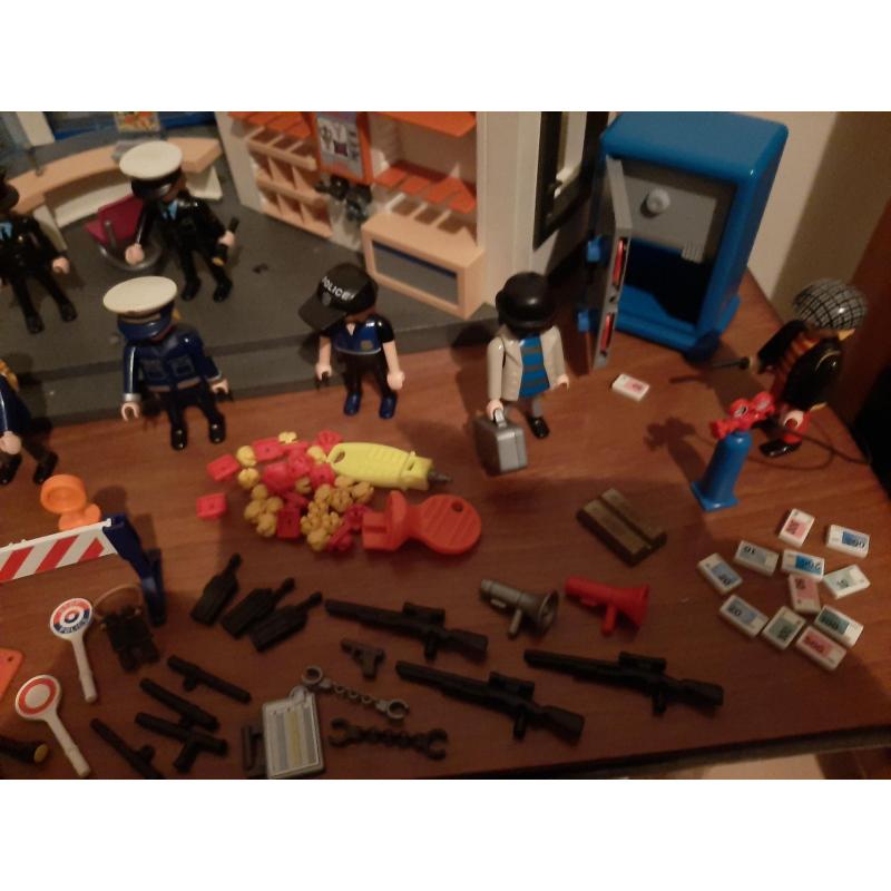 Politiebureau & veel accesoires Playmobil.