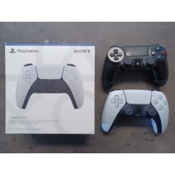 PS5 disc edition te koop 2 maanden oud   22 spellen