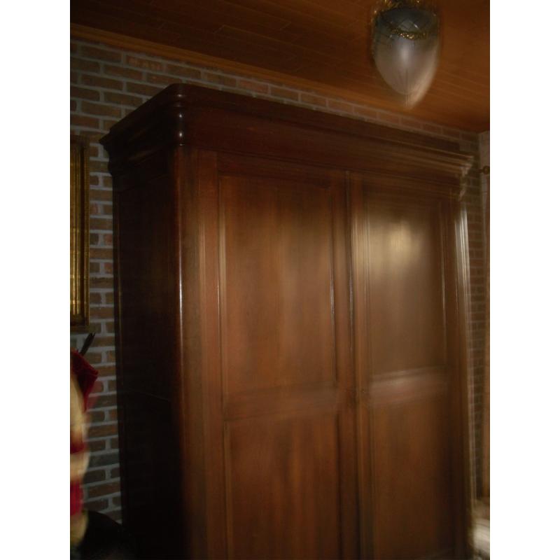 antieke hall-/linnenkast