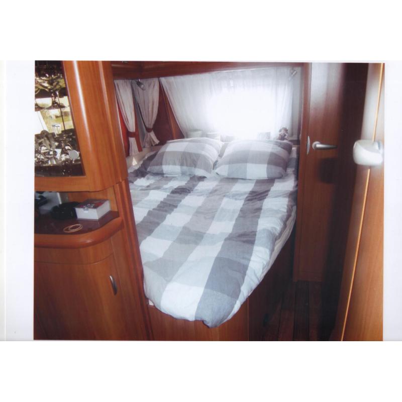 Caravan te koop - Hobby Excelsior 560 in prima staat