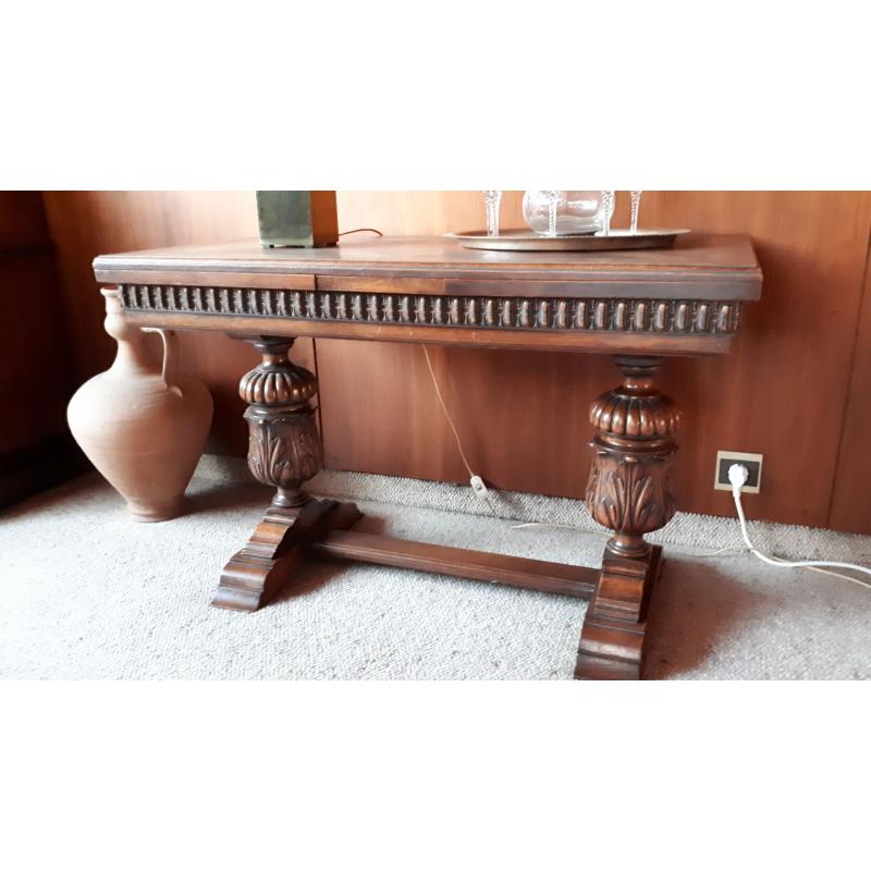 Antieke salontafel