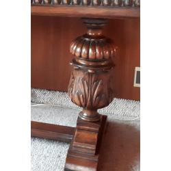 Antieke salontafel