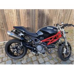 Ducati Monster 1100