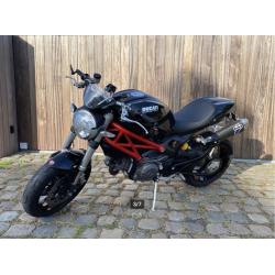 Ducati Monster 1100