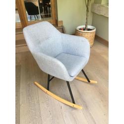 Moderne schommelstoel