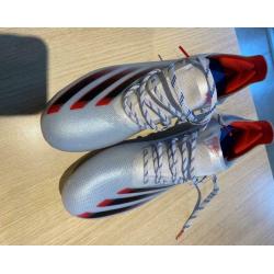 Nieuwe voetbalschoenen adidas