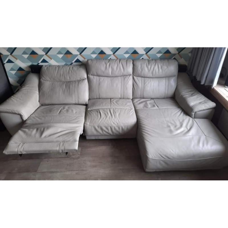 Salon Chateau da'x 400€