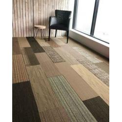 Interface Skinny Planks Shades of Colors Tapijttegels NIEUW