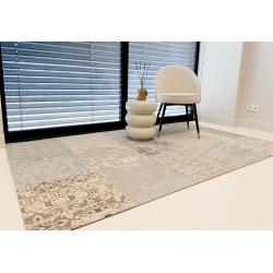 Mooie decoratieve mix van beige Interface Tapijttegels