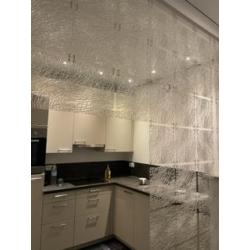 41 transparante tegels van 27x27 cm, gemaakt van thermoplastische hars