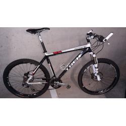 MOUNTENBIKE TREK 8500