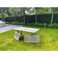 tuintafel in teak
