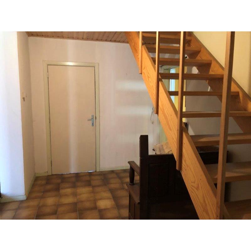 HERBEUMONT: Geheel van 2 woningen, te renoveren – VAS1405