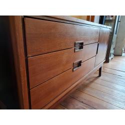 VINTAGE KASTJE MET 3 LADES & DEUR MET PLANK