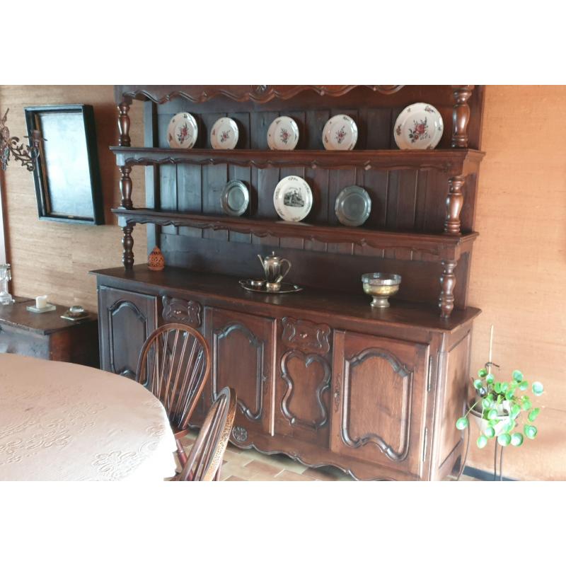 Antieke buffet/vitrinekast