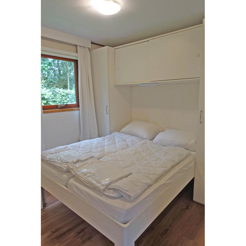 Chalet met eigen grond op de Veluwe Gld. NL