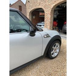 Mini Cooper D/2012/110245km/ongevalvrij/prijs n.o.t.k.