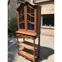 Antieken buffet kast