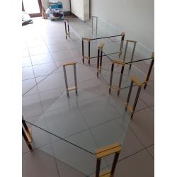 3 glazen tafels
