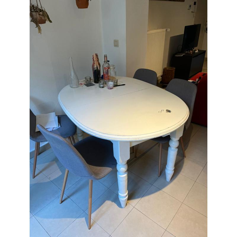Uitschuifbare eettafel