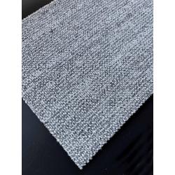 285m2 25cm x 100cm stroken Tapijttegels. Zeer decoratief!