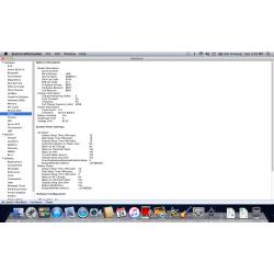 Te Koop een 13 Inch Snelle Zwarte Macbook met 2,16 Ghz met Serienummer W8727625YA4 met draadloos internet en een Stroomadapter en een Nieuwe Witte Accu.