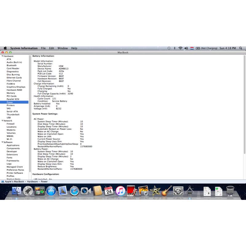 Te Koop 13 Inch Zwarte Macbook W872762SYA4 en de Stroomadapter.