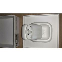 Apple Airpods 2 (zo goed als nieuw)