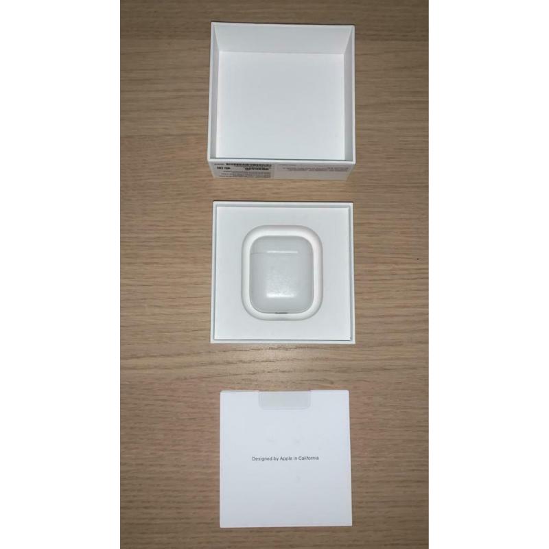 Apple Airpods 2 (zo goed als nieuw)