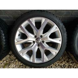 VW Winterbanden   velgen Jantes VW   Pneus d'hiver 225/45/18