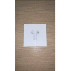 Apple Airpods 2 (zo goed als nieuw)