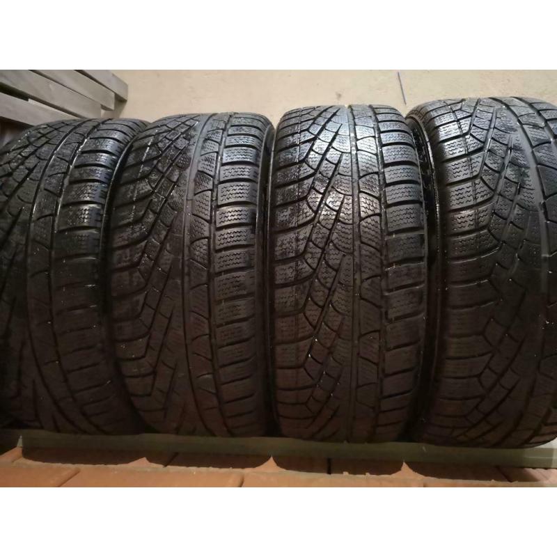 VW Winterbanden   velgen Jantes VW   Pneus d'hiver 225/45/18
