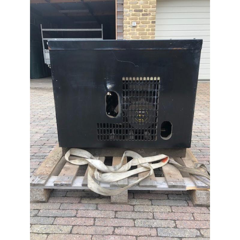 diesel groep met hydraullische onderdelen.