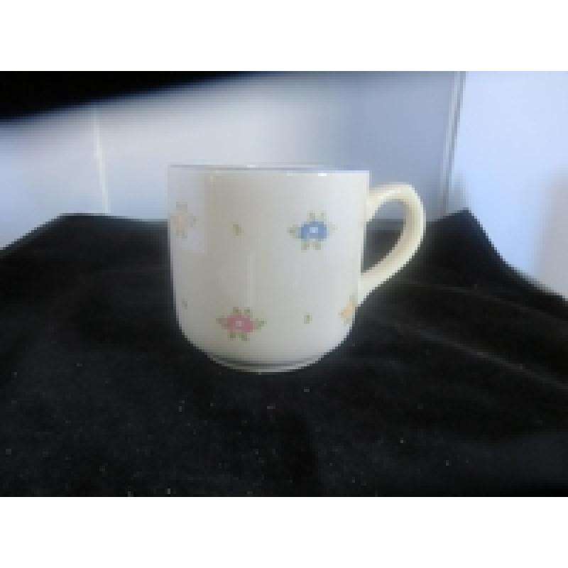 Petite Rose servies
