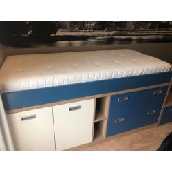 Topaanbieding : jeugd-/logeerkamer te koop